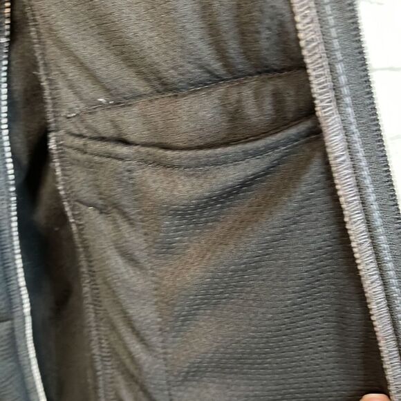 Cutter and Buck Gray Women’s Redskins Jacket, Ladies large NFL coat - Picture 8 of 10